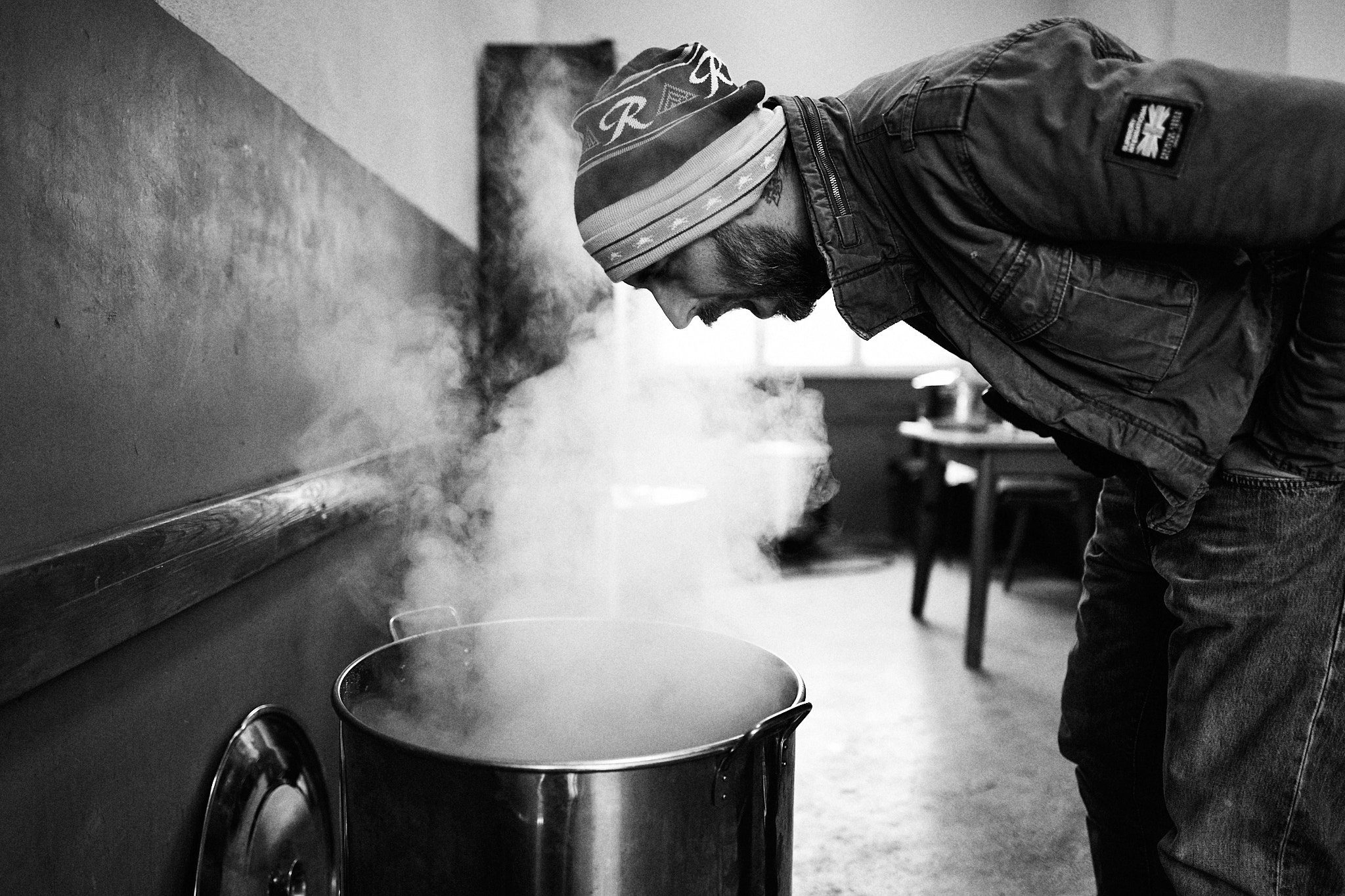 Smelling the soup, Gorno Peshtene, Bulgaria 2021 © Asen Velichkov